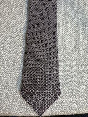 Kasper 100% Silk Patterned Tie